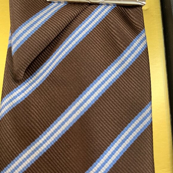 Men's Tie Gift Set W/ Pocket Square, Cufflinks & Tie Bar - New in Box - Picture 4 of 6